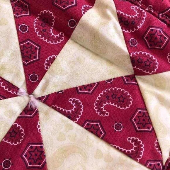 Quilt Handmade Tied Bow Tie 22x26 Paisley Red and Yellow #702-1 - Picture 2 of 3